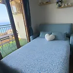 Vue Exceptionnelle !! Calme Et Lumineux Sur La Prestigieuse Route Des Sanguinaires à Appartamento *