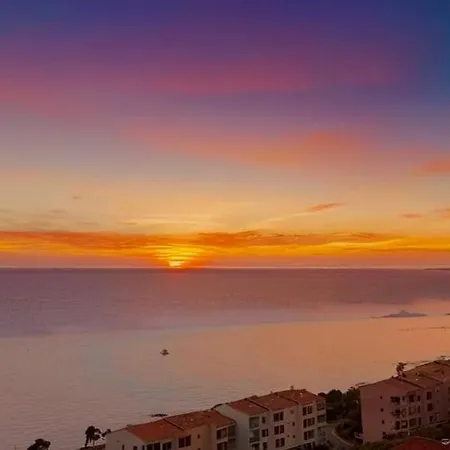 Vue Exceptionnelle !! Calme Et Lumineux Sur La Prestigieuse Route Des Sanguinaires A *